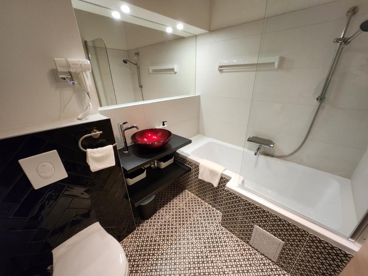 Apartman 18 Aparthotel Debrecen Buitenkant foto